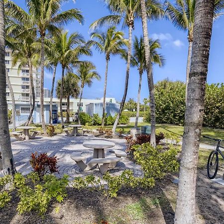Singer Island Stunner 2 Br Aparthotel ปาล์มบีชชอร์ ภายนอก รูปภาพ